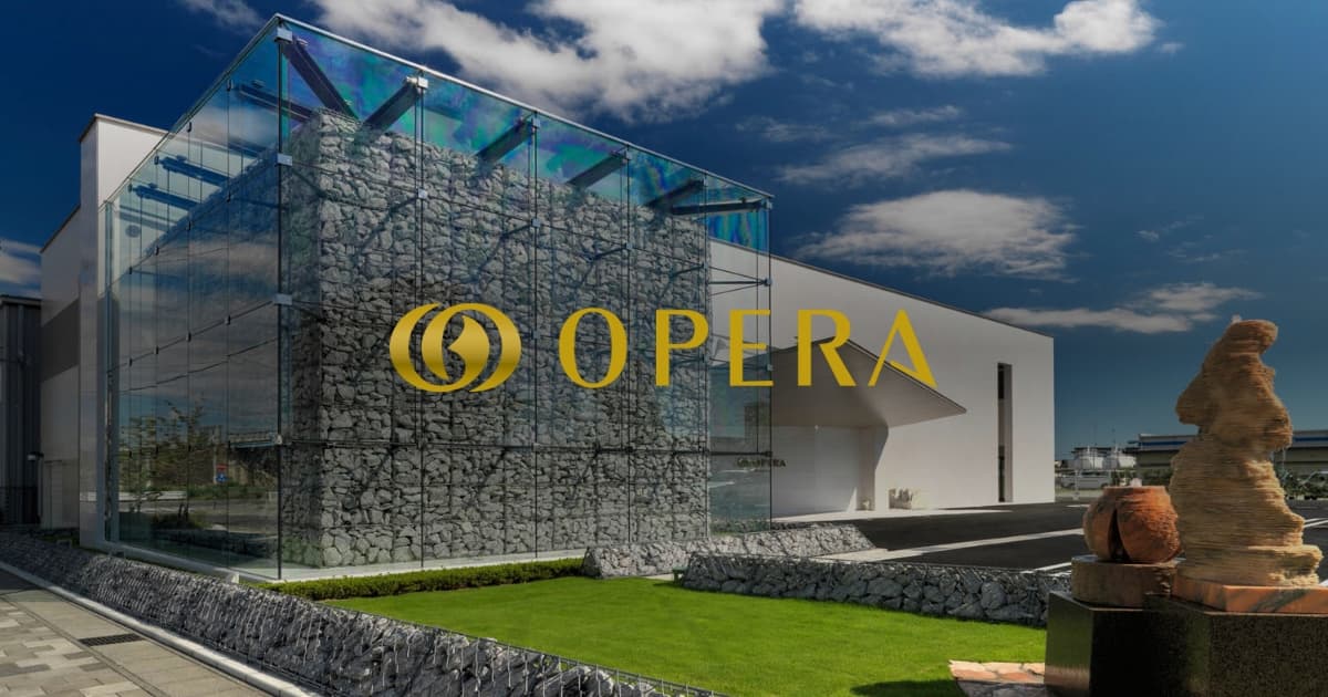 OPERA(オペラ)の外観